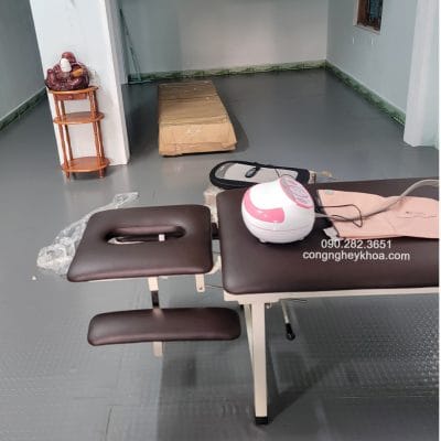 Hình ảnh thực tế máy nén ép trị liệu Q2200 tại phòng khám anh Trung, Gia Lai