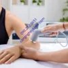 Minh họa sử dụng đầu phát máy siêu âm trị liệu Ultrasonic 1500 ở vùng cách tay